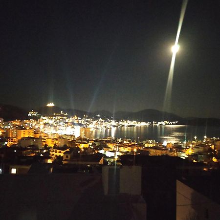 Shehu'S House Villa ซารานเดอ ภายนอก รูปภาพ